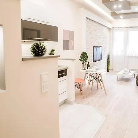 New Luxury In The Center With A/c Appartement Boedapest
